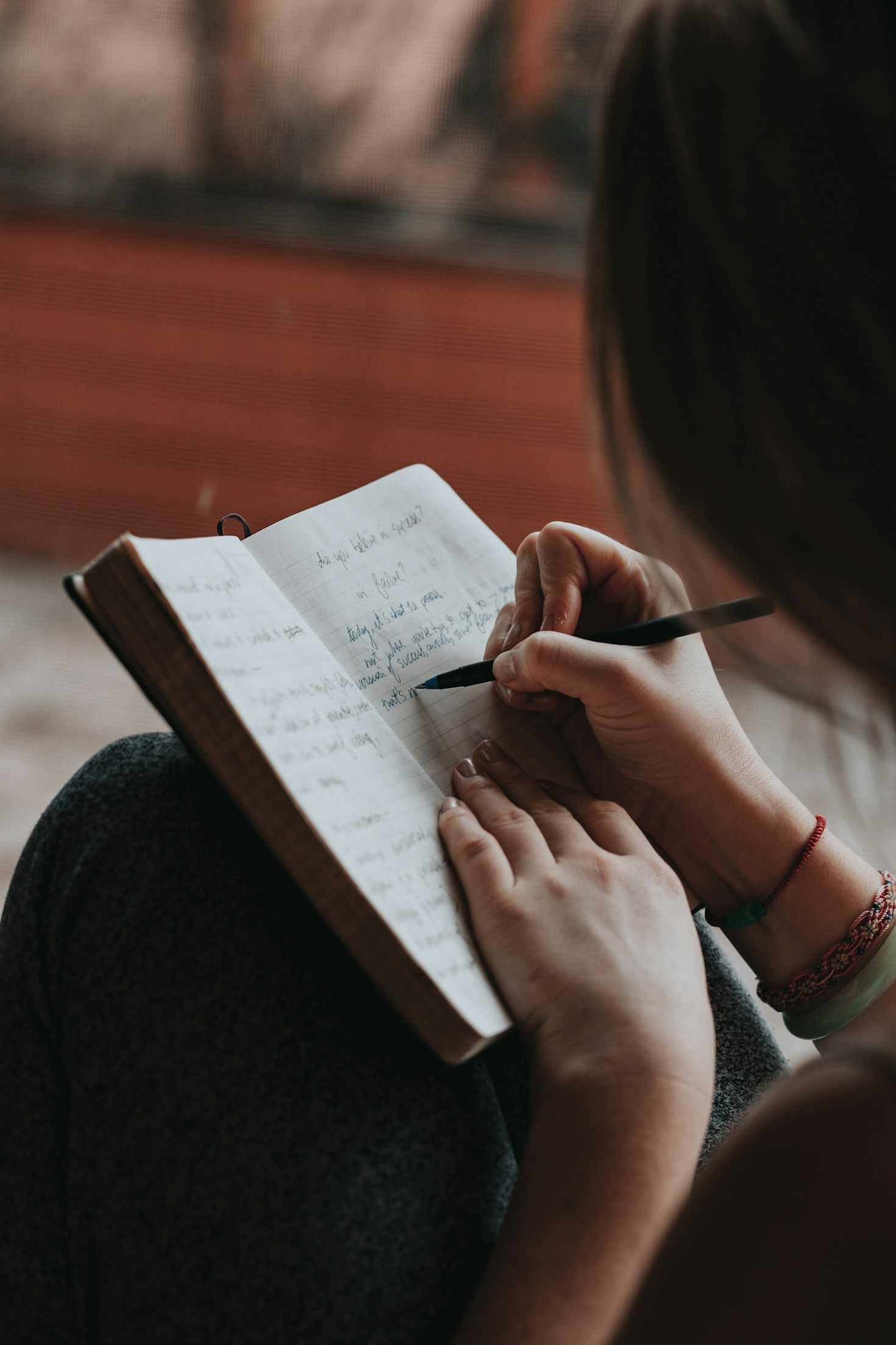 5 Life Lessons Learned While Traveling Abroad